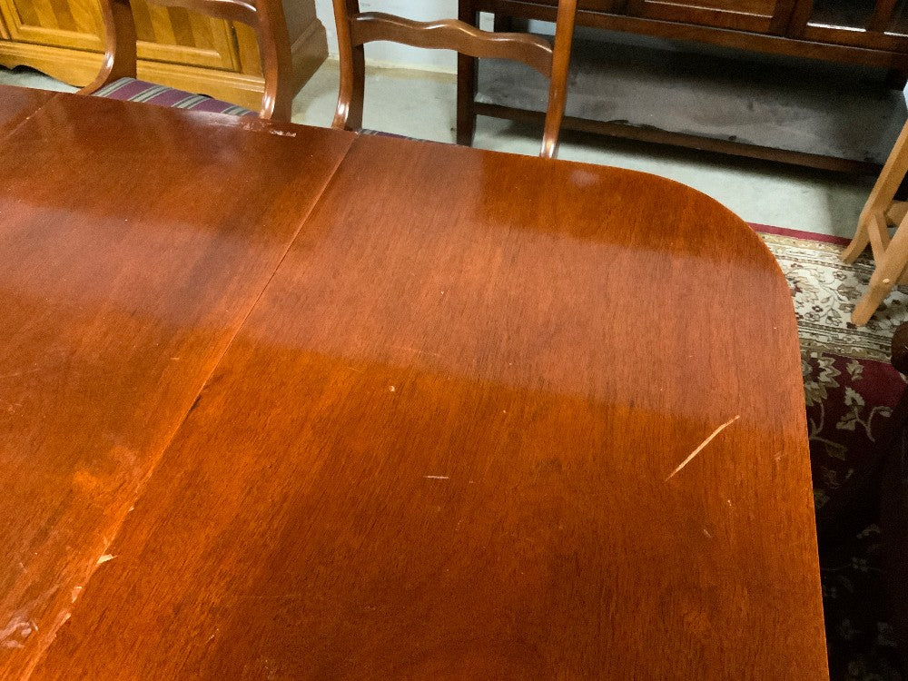 Table w/ 4 Chairs AS IS|281916