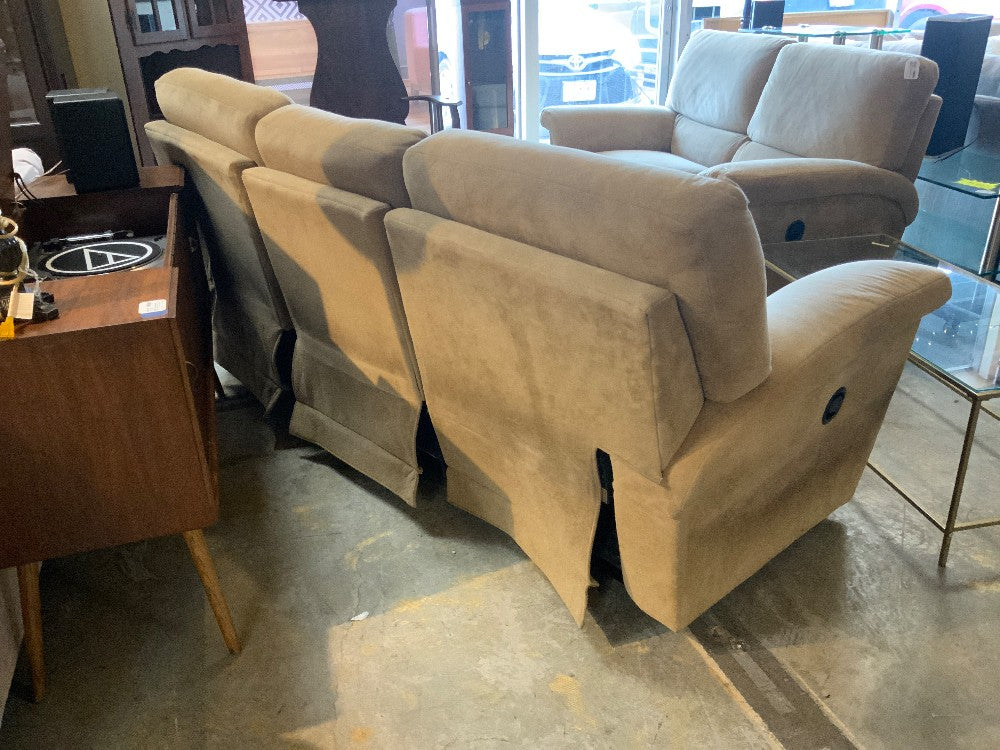 Tan Suede Reclining Sofa|282537