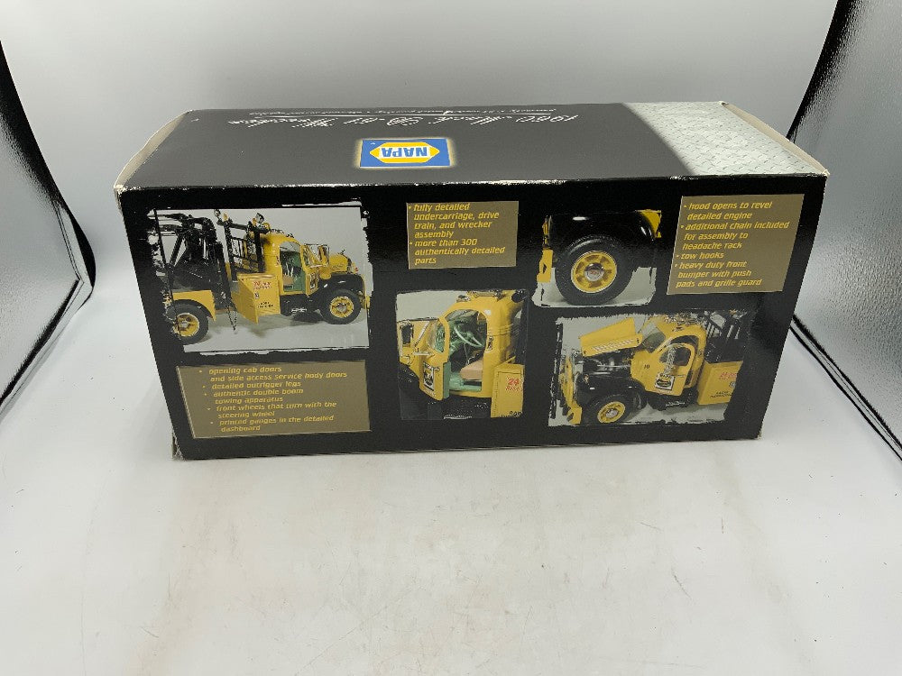 NEW NAPA 1960 B-61 Wrecker|284132