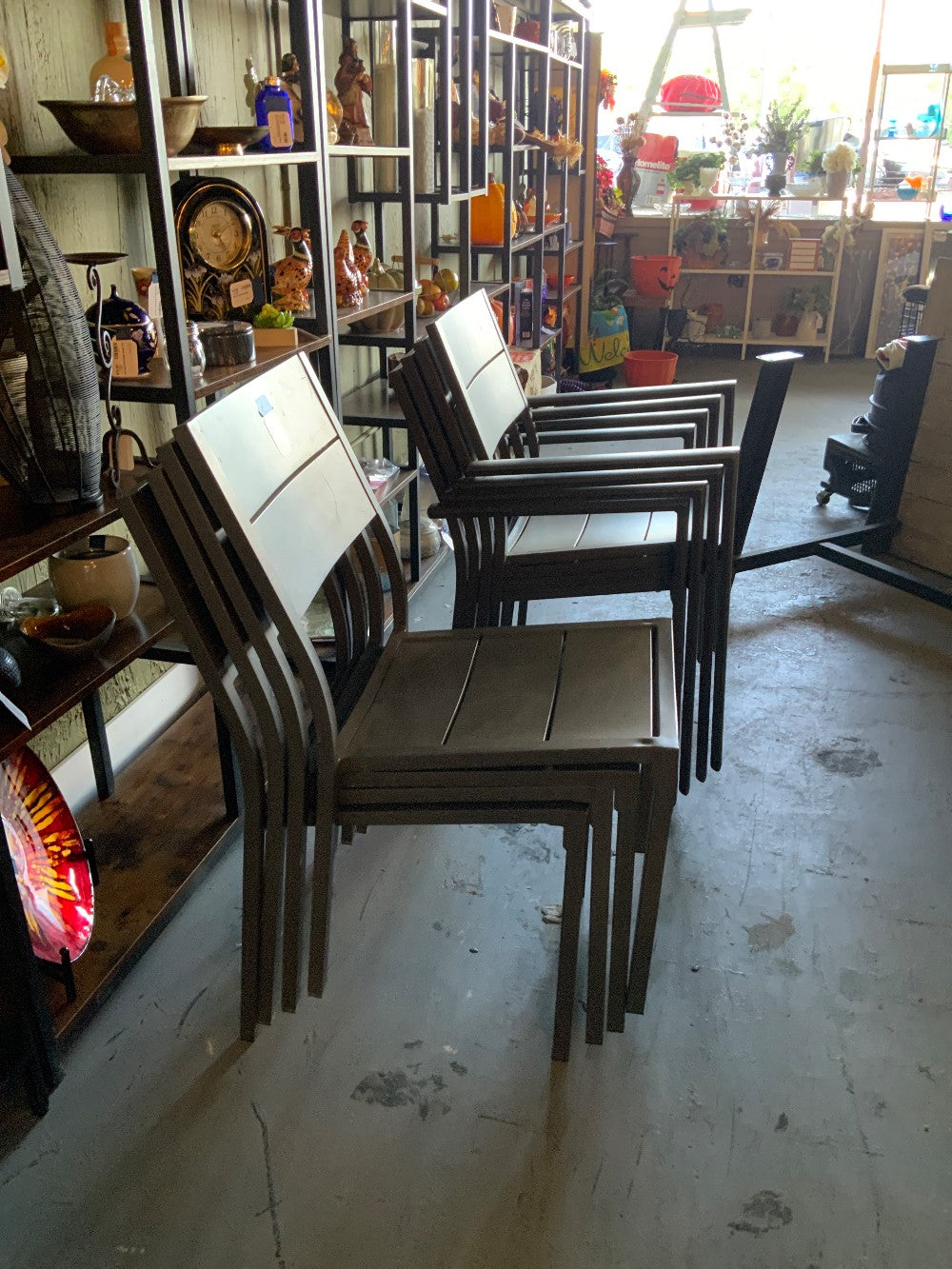 Outdoor Table with Metal Base & 8 Chairs|284659
