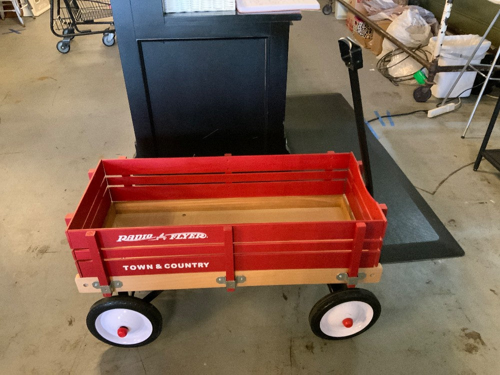Radio Flyer Town & Country Wagon|285409