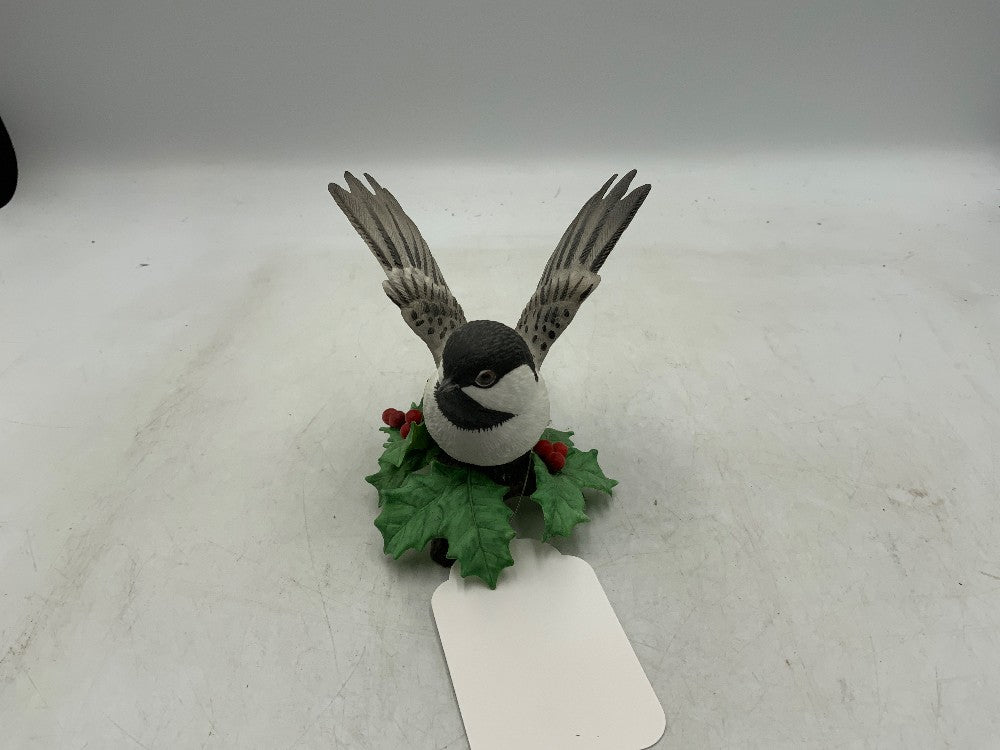 Lenox Chickadee|286323