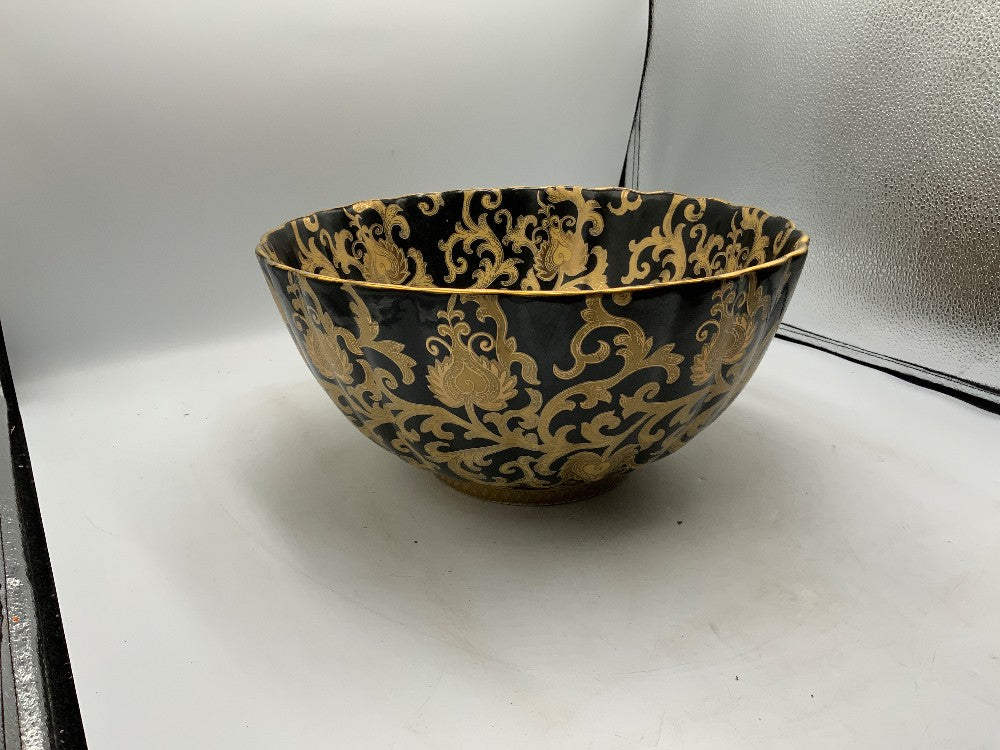 Tapestry Scalloped Porcelain Black and Gold Large Bowl|287272