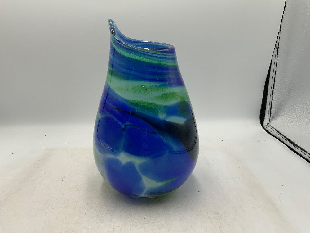 Kelly Sheehan Signed Glass Art Vase|288733