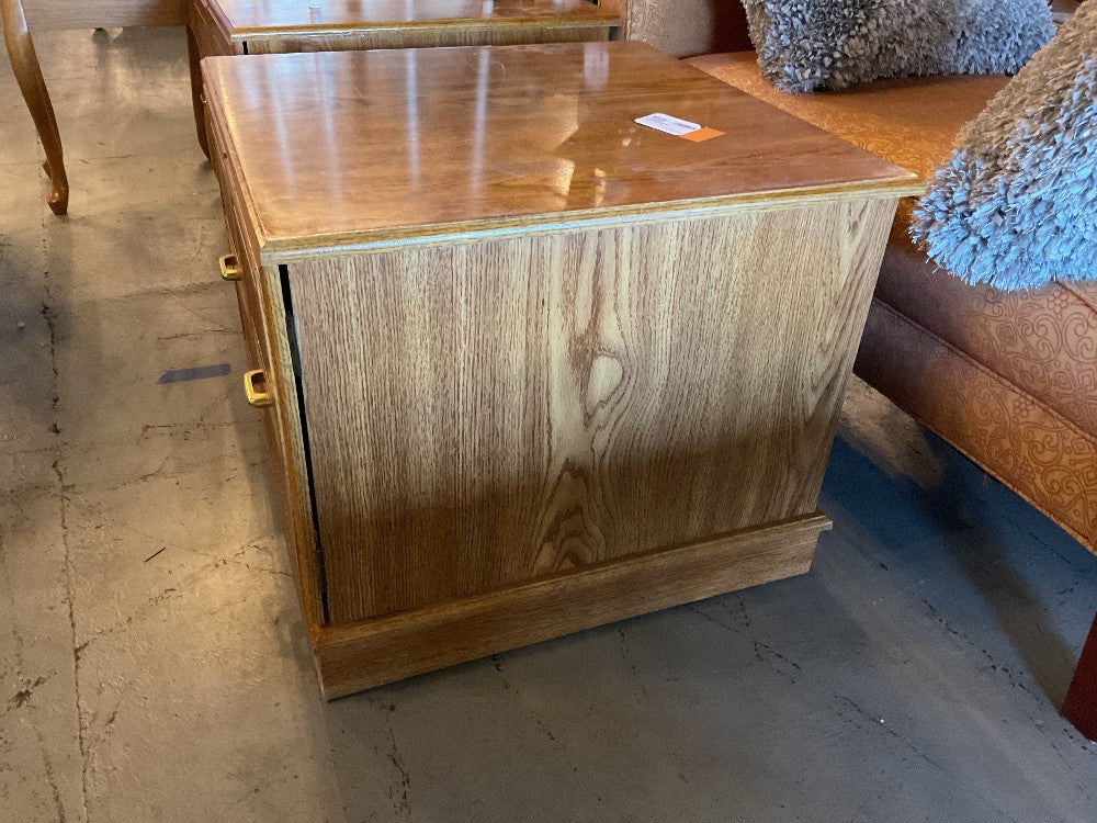 End Table AS IS|289161