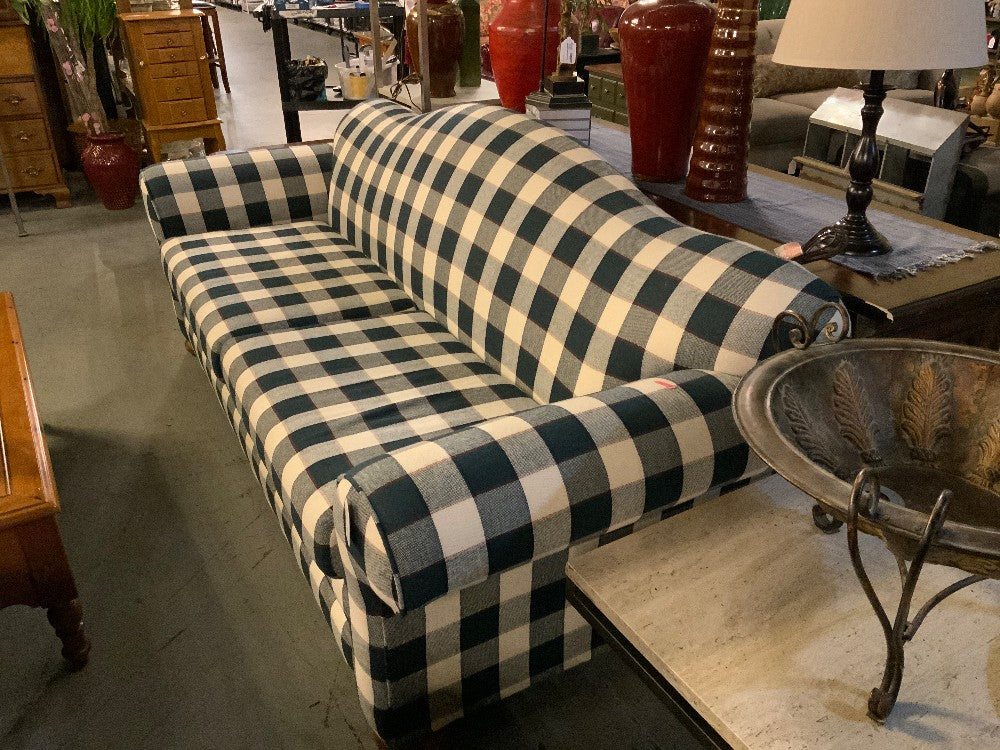 Green & White Plaid Sofa|289363