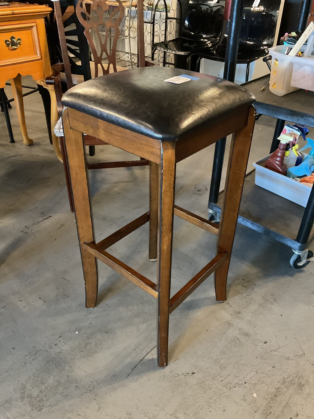 Wood Stool w Black Leather Seat|289471