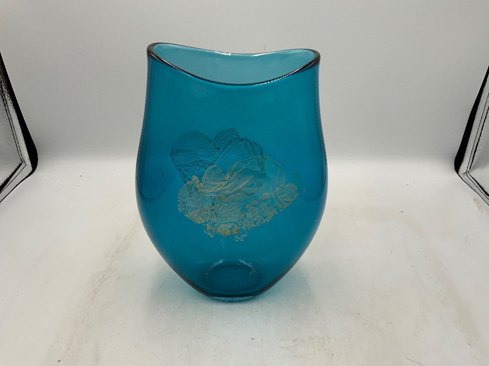 Blue w/ Gold Vase|282108