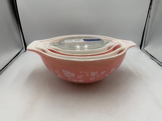 Set of 3 Pyrex Cinderella Pink Gooseberry Mixing Bowls|282264