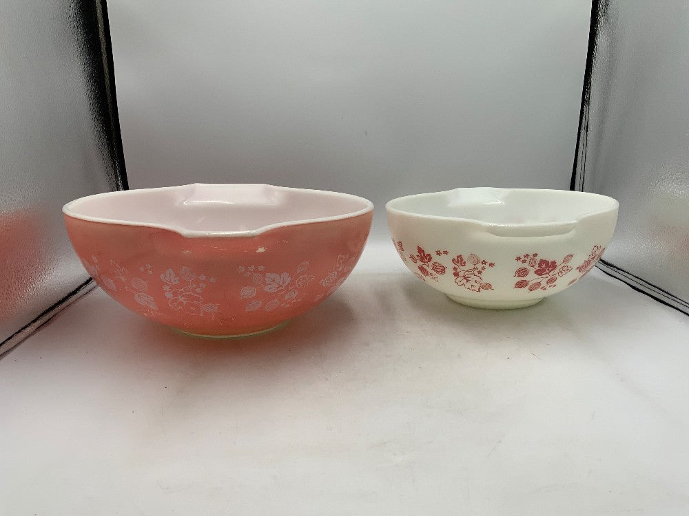 Set of 3 Pyrex Cinderella Pink Gooseberry Mixing Bowls|282268