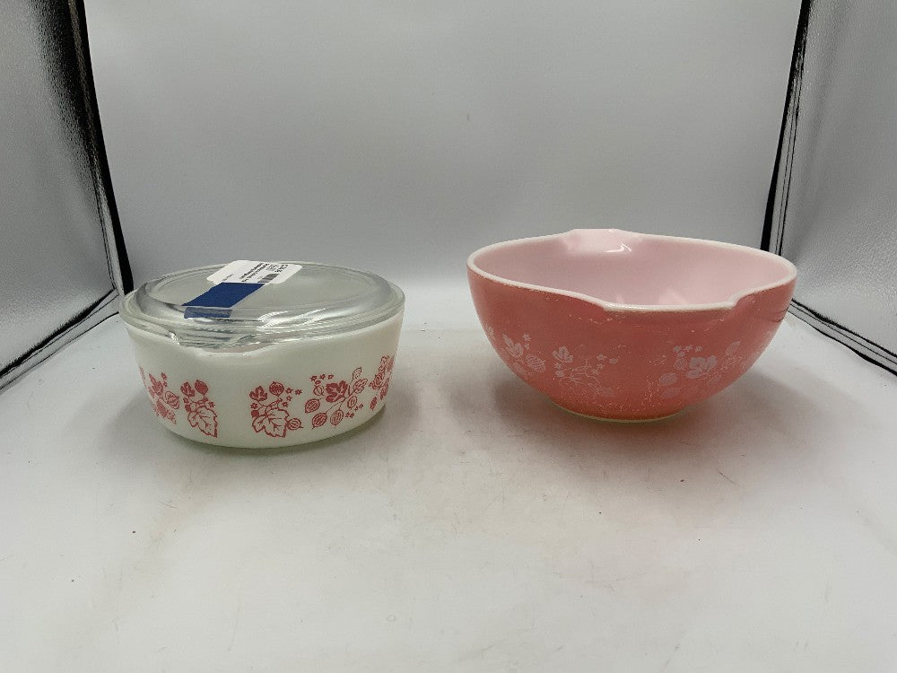 Set of 3 Pyrex Cinderella Pink Gooseberry Mixing Bowls|282270