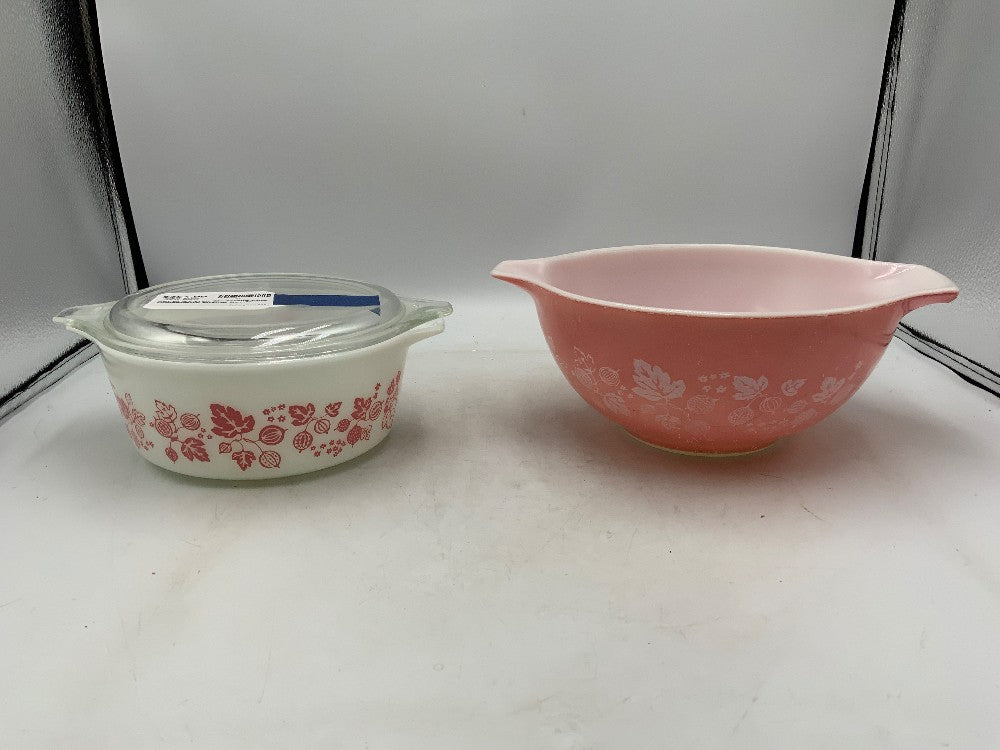 Set of 3 Pyrex Cinderella Pink Gooseberry Mixing Bowls|282271
