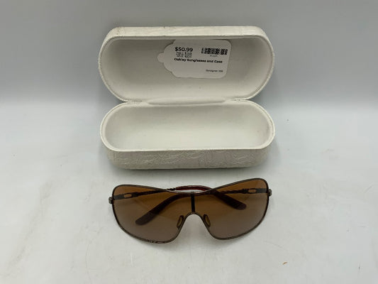 Oakley Sunglasses and Case|282854