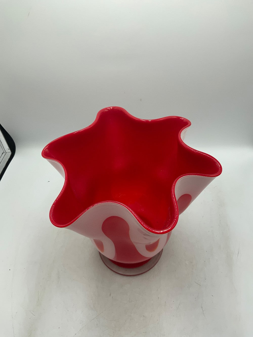 Red & White Glass Handkerchief Vase|285111
