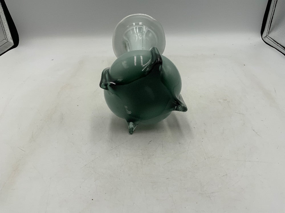 Green/White Glass Vase|285384