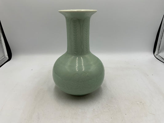 Celadon Vase RARE|285526