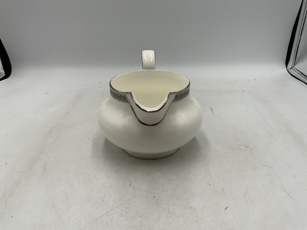 Ravenswood Royal Doulton Gravy Boat|285803