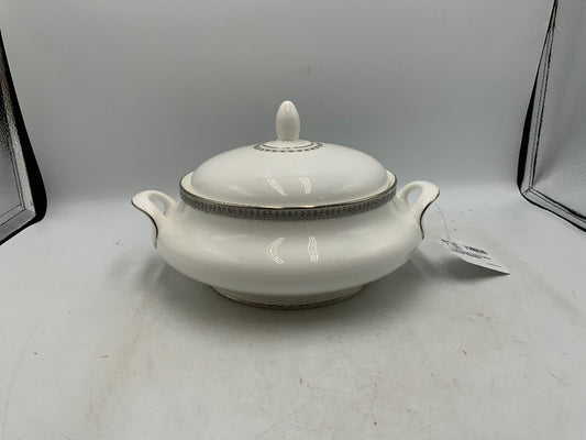 Ravenswood Royal Doulton Covered Vegetable|285824