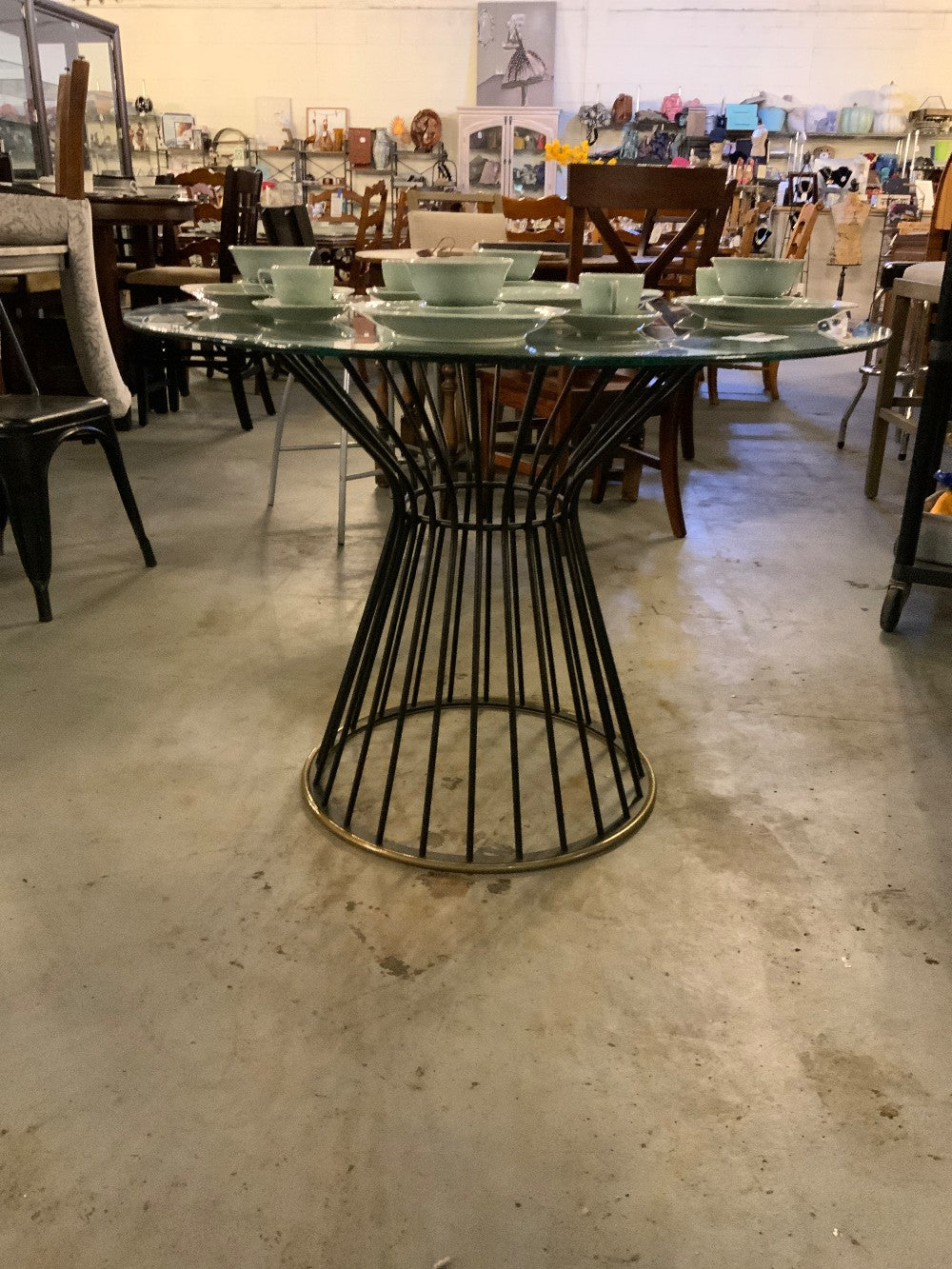 Black Metal Base Glass Top Table|286671