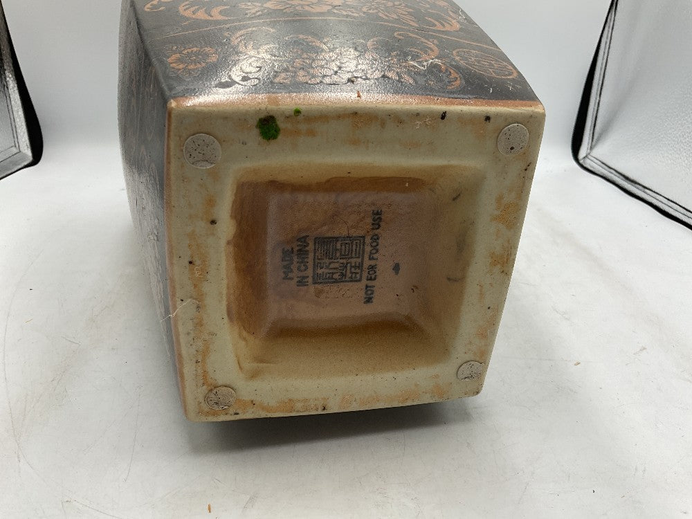 Lg Brown Vase|288659
