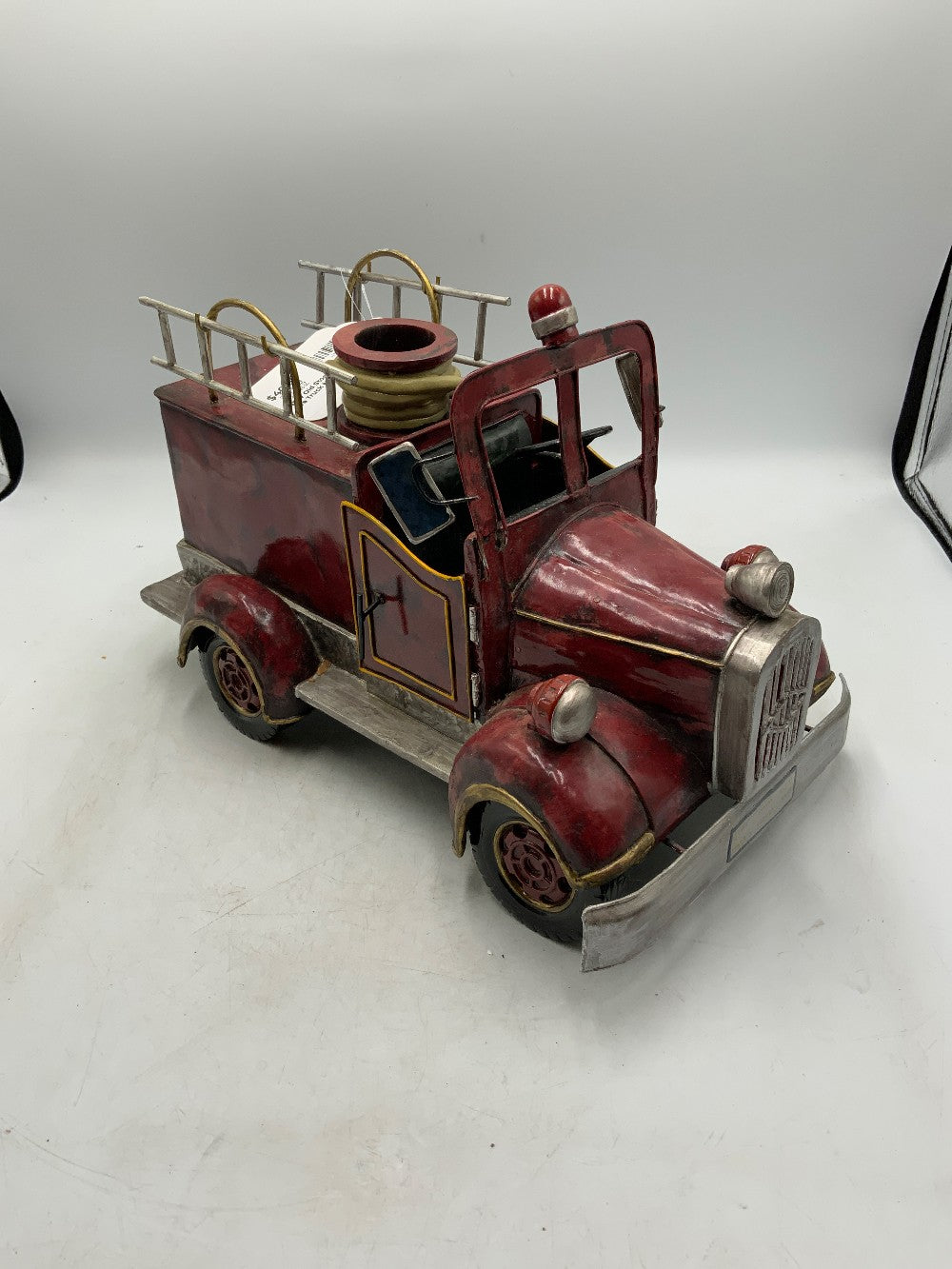 NEW Old Stock Vtg Home Int Fire Truck Music Box|288858