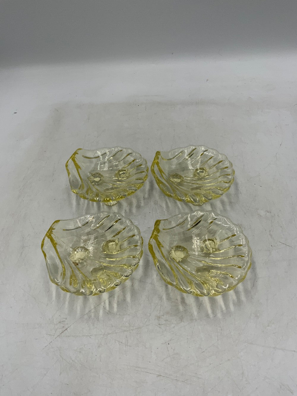 Cambridge Caprice Yellow Uranium Vaseline Glass Shell SET of 4|288929