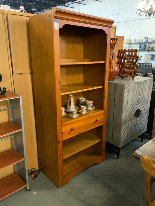 Broyhill Bookcase with Drawer and Shelves|289148