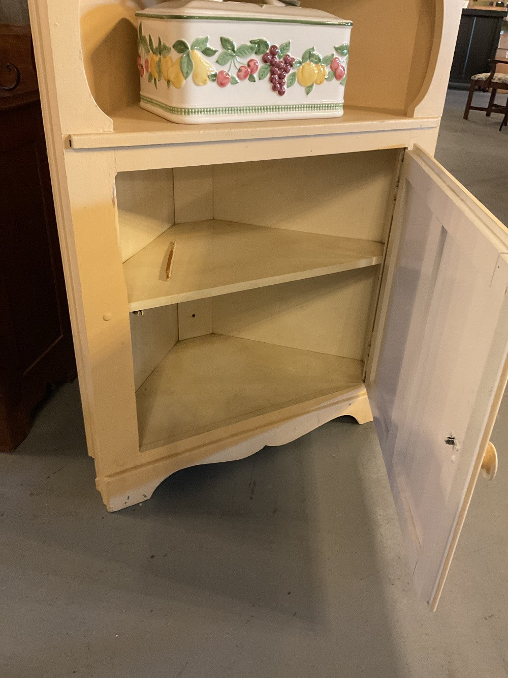 Painted Corner Cabinet|289180