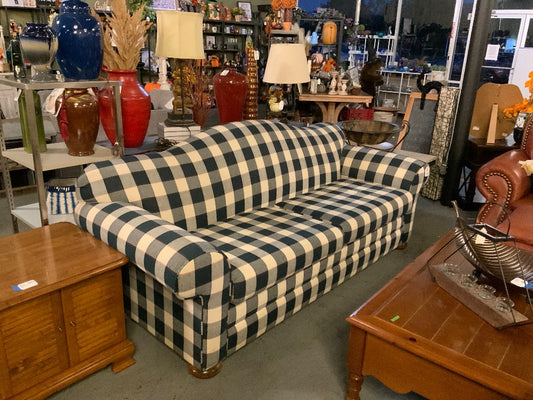 Green & White Plaid Sofa|289362