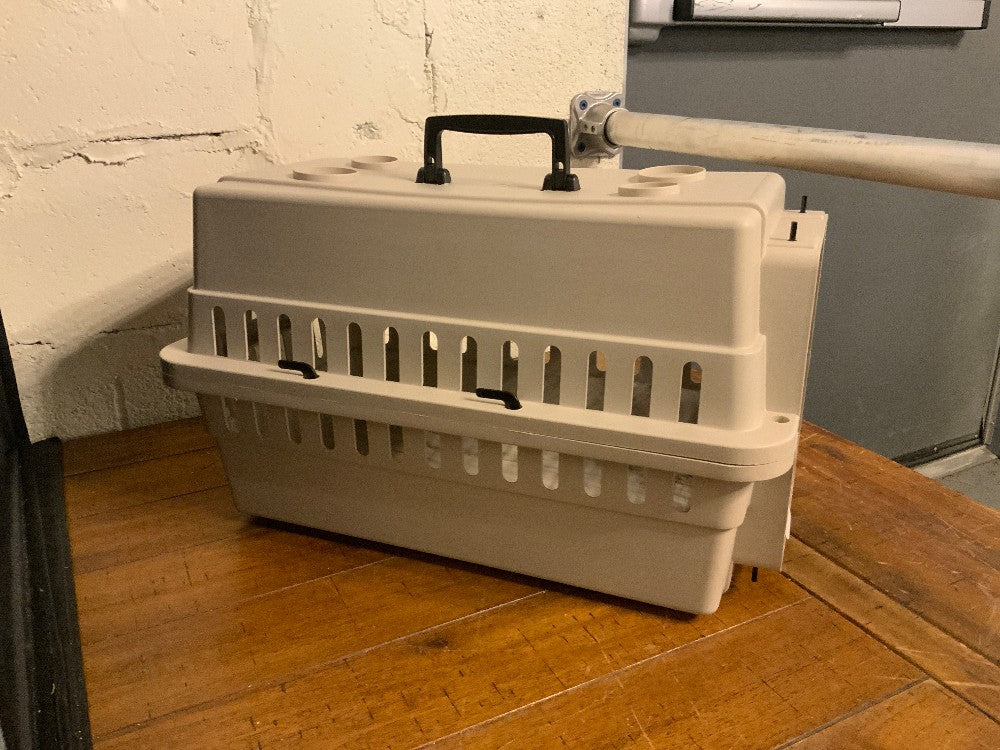 Small Dog Crate|289592