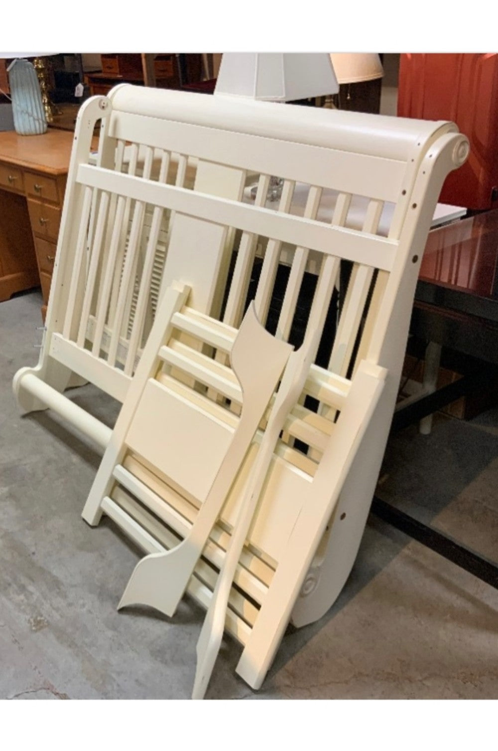 White Convertible Crib/Full Bed|287941